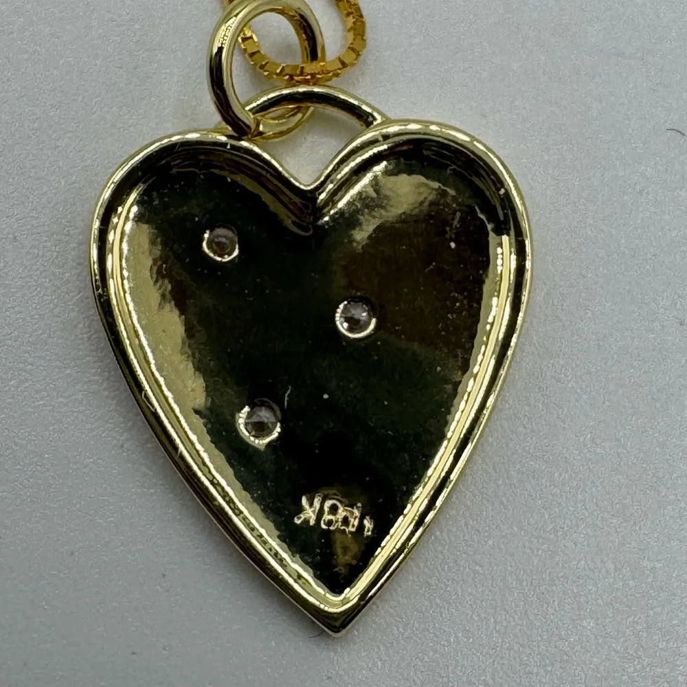 18k Diamond Heart Pendant - Picture 4 of 7